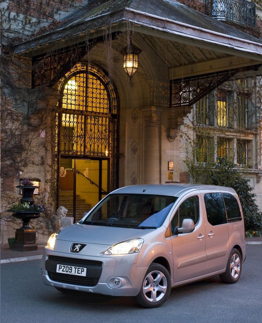  Peugeot Partner Tepee With Seven Seats 2009 года  (фото 10 из 10)